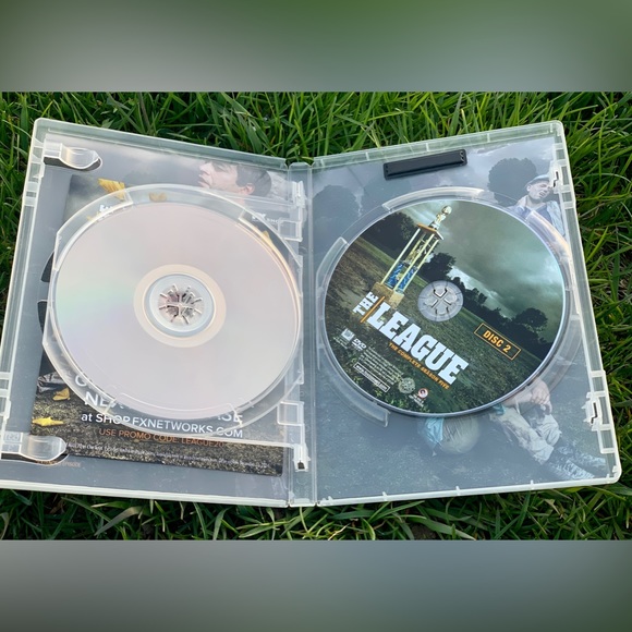 The League Complete Season Five 2 Disc DVD Set - Picture 4 of 5